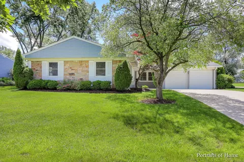 138 Aspen Dr, Schaumburg, IL 60194