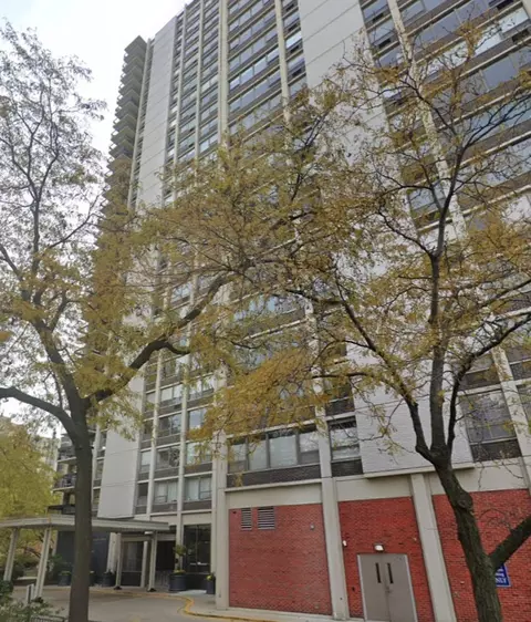 1360 N Sandburg Ter #2405C, Chicago, IL 60610