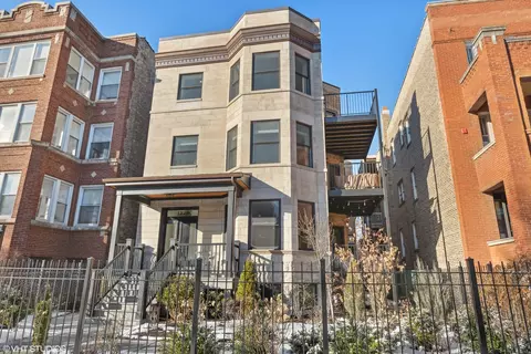 1226 W Winnemac Ave #1S, Chicago, IL 60640
