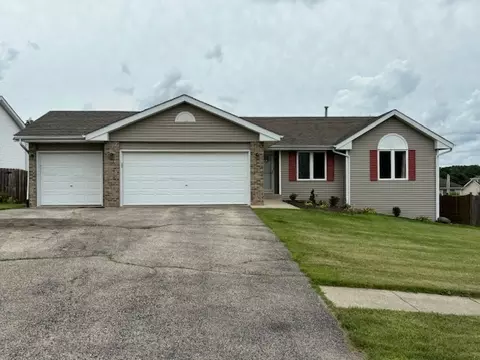 827 Kristi Dr, Byron, IL 61010