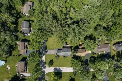 View/Area - 1022 Twisted Oak Ct, Algonquin, IL 60102 photo 8 of 10