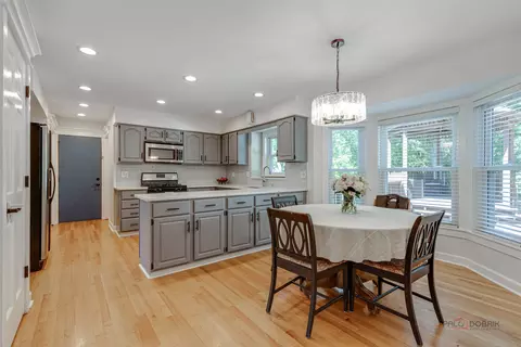 Kitchen - 1022 Twisted Oak Ct, Algonquin, IL 60102 photo 1 of 3