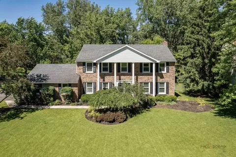 Exterior - 1022 Twisted Oak Ct, Algonquin, IL 60102 photo 4 of 4