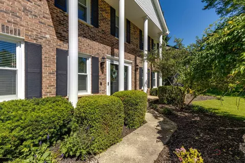 Other - 1022 Twisted Oak Ct, Algonquin, IL 60102 photo 1 of 6
