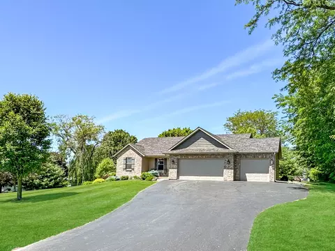 802 Il Route 75, Davis, IL 61019