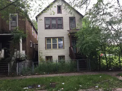 8310 S Buffalo Ave, Chicago, IL 60617