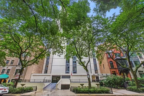 1339 N Dearborn St #12H, Chicago, IL 60610