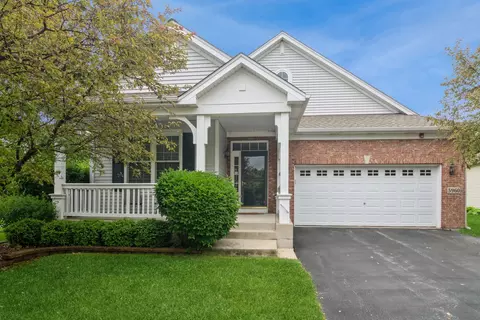 5960 Eton Dr, Hoffman Estates, IL 60192