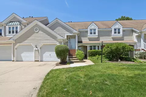 552 Park View Ter #552, Buffalo Grove, IL 60089