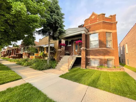 2235 East Ave, Berwyn, IL 60402