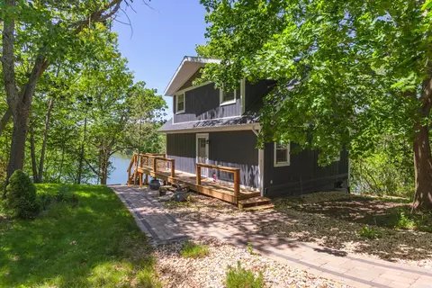Exterior - 7 Juniper Ct, Putnam, IL 61560 photo 3 of 14