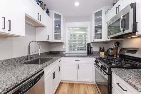 Kitchen - 7 Juniper Ct, Putnam, IL 61560 photo 1 of 4