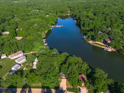 View/Area - 7 Juniper Ct, Putnam, IL 61560 photo 3 of 6