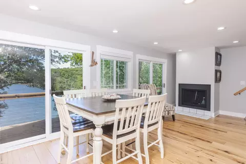 Dining - 7 Juniper Ct, Putnam, IL 61560 photo 1 of 2