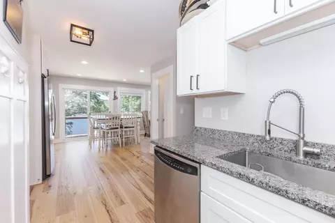 Kitchen - 7 Juniper Ct, Putnam, IL 61560 photo 4 of 4