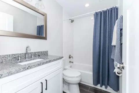 Bath - 7 Juniper Ct, Putnam, IL 61560 photo 3 of 3