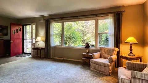 Living - 21 Knollcrest Ct, Normal, IL 61761 photo 1 of 7