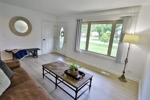 Other - 239 W Country Dr, Bartlett, IL 60103 photo 2 of 8