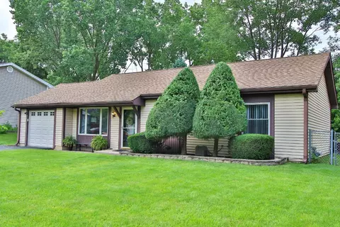 239 W Country Dr, Bartlett, IL 60103