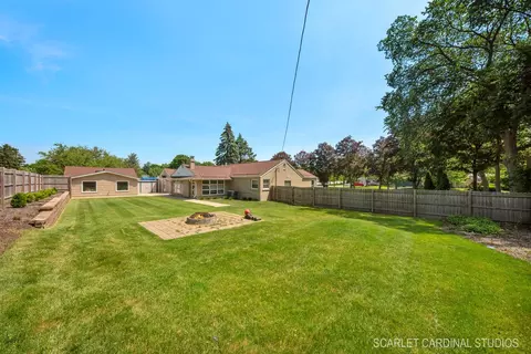 706 S Gables Blvd, Wheaton, IL 60189 photo 22