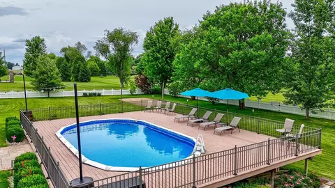Exterior - 3067 E 1825th Rd, Ottawa, IL 61350 photo 6 of 8
