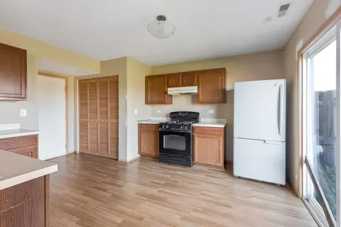 1821 Leatherleaf Trl, Hebron, IL 60034 photo 8