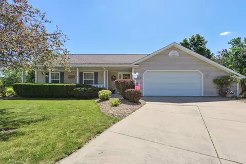 3602 Brook Ridge Cir, Champaign, IL 61822