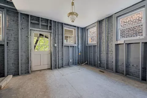 1652 W 38th Pl, Chicago, IL 60609 photo 7