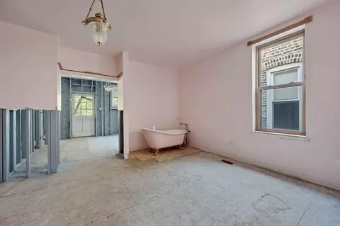 1652 W 38th Pl, Chicago, IL 60609 photo 8