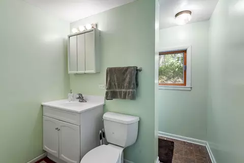 Bath - 512 S 5th St, West Dundee, IL 60118 photo 3 of 3