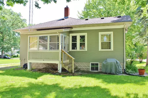 Exterior - 454 West Ave, Morris, IL 60450 photo 5 of 9