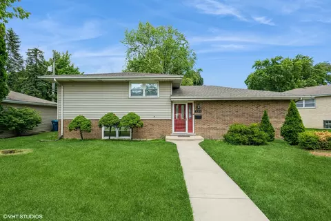 325 E North Ave, Elmhurst, IL 60126