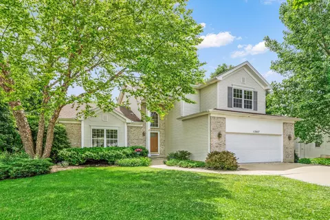 1287 Deerpath Cir, Aurora, IL 60506