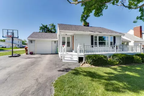 207 E Park St, Danvers, IL 61732