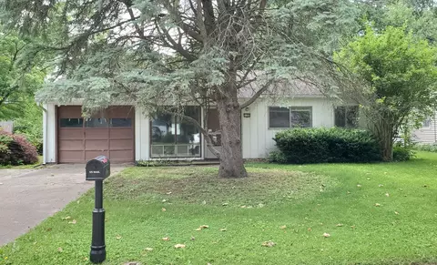 1105 Westfield Dr, Champaign, IL 61821