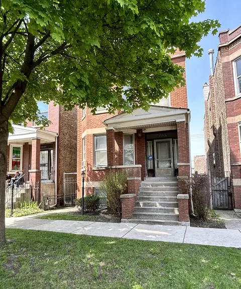 2216 S Kirkland Ave, Chicago, IL 60623