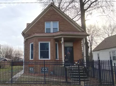 223 W 106th St, Chicago, IL 60628