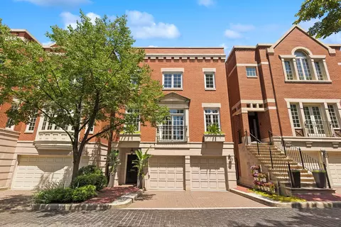 2617 N Greenview Ave, Chicago, IL 60614
