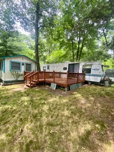 21205 Woodhaven, Sublette, IL 61367