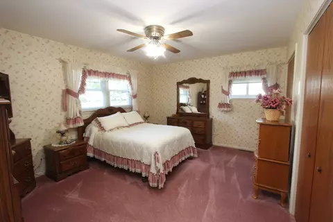 Bedroom - 712 Maple St, Marengo, IL 60152 photo 1 of 3