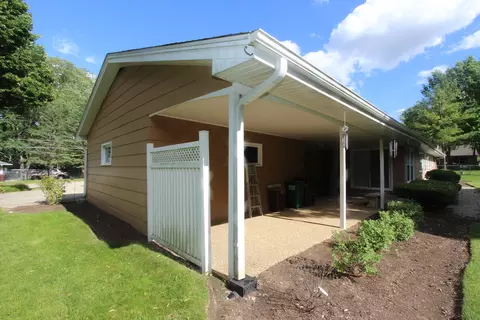 Exterior - 712 Maple St, Marengo, IL 60152 photo 3 of 5