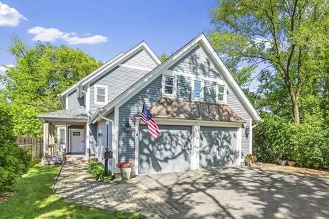 1318 Glenview Rd, Glenview, IL 60025