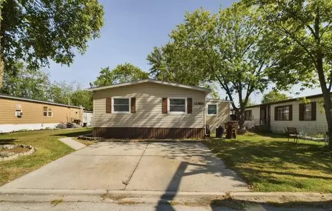 83 Candlegate Cir, Matteson, IL 60443 photo 4