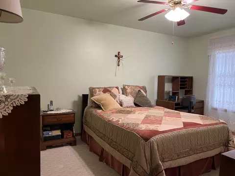 Bedroom - 1802 Willow Circle Dr, Crest Hill, IL 60403 photo 1 of 2