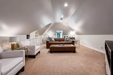 Other - 122 Kraml Dr, Burr Ridge, IL 60527 photo 6 of 15