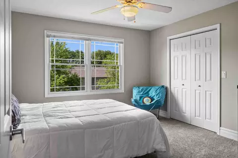 Bedroom - 11 Willowbend Ct, Bloomington, IL 61705 photo 3 of 12
