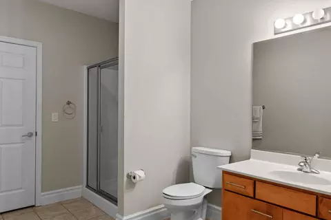 Bath - 11 Willowbend Ct, Bloomington, IL 61705 photo 8 of 8