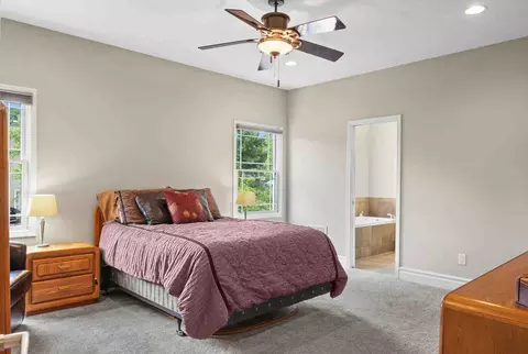 Bedroom - 11 Willowbend Ct, Bloomington, IL 61705 photo 1 of 12