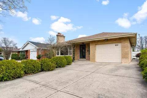 833 N Delphia Ave, Park Ridge, IL 60068