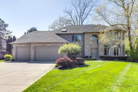 1850 Landwehr Rd, Northbrook, IL 60062